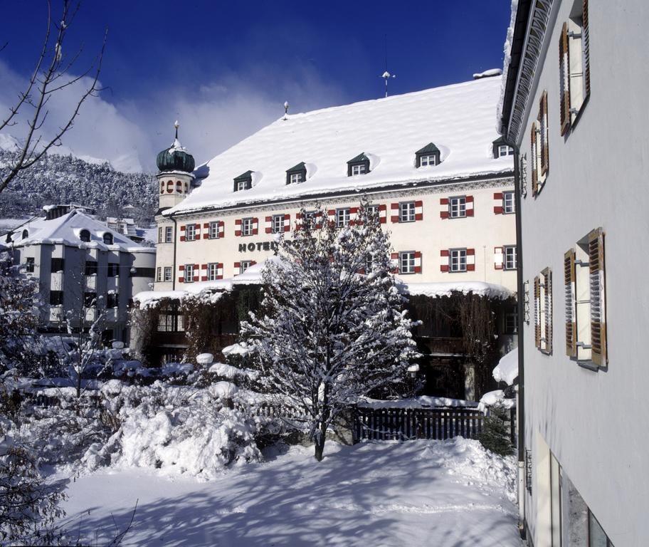 Schlosshotel Post Edelfreisitz Sprengenstein Imst Habitación foto