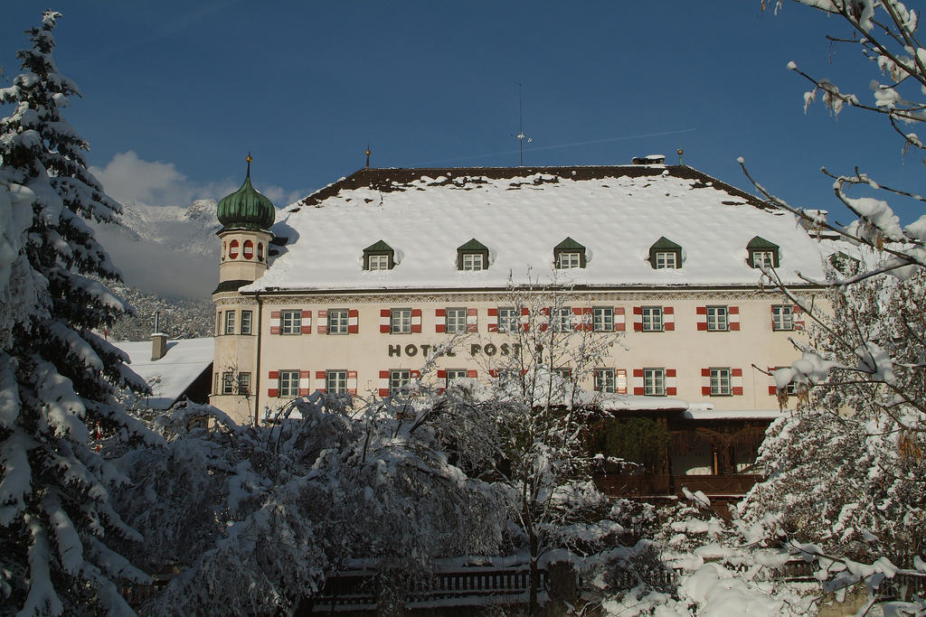 Schlosshotel Post Edelfreisitz Sprengenstein Imst Habitación foto